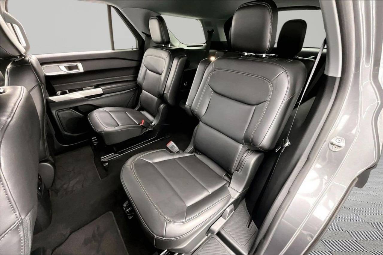 2024 Ford Explorer XLT - Photo 26