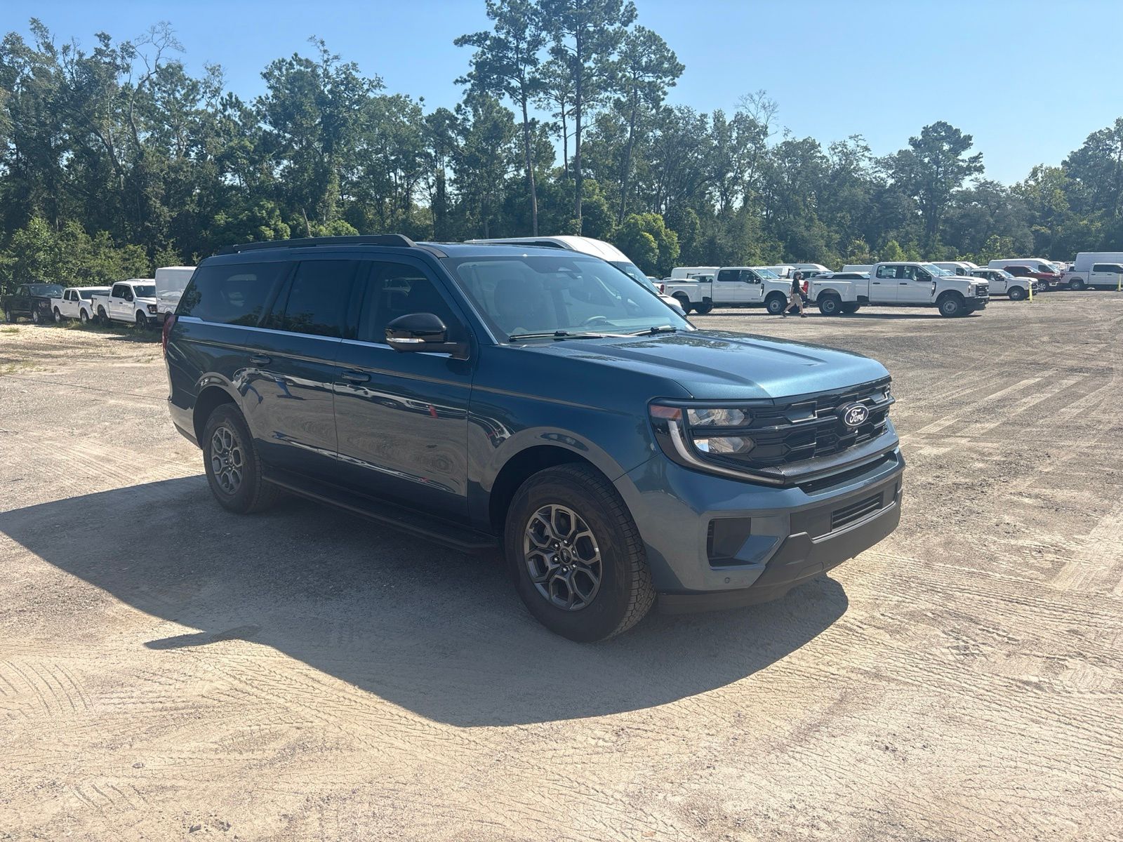 2027 Ford Expedition MAX Active
