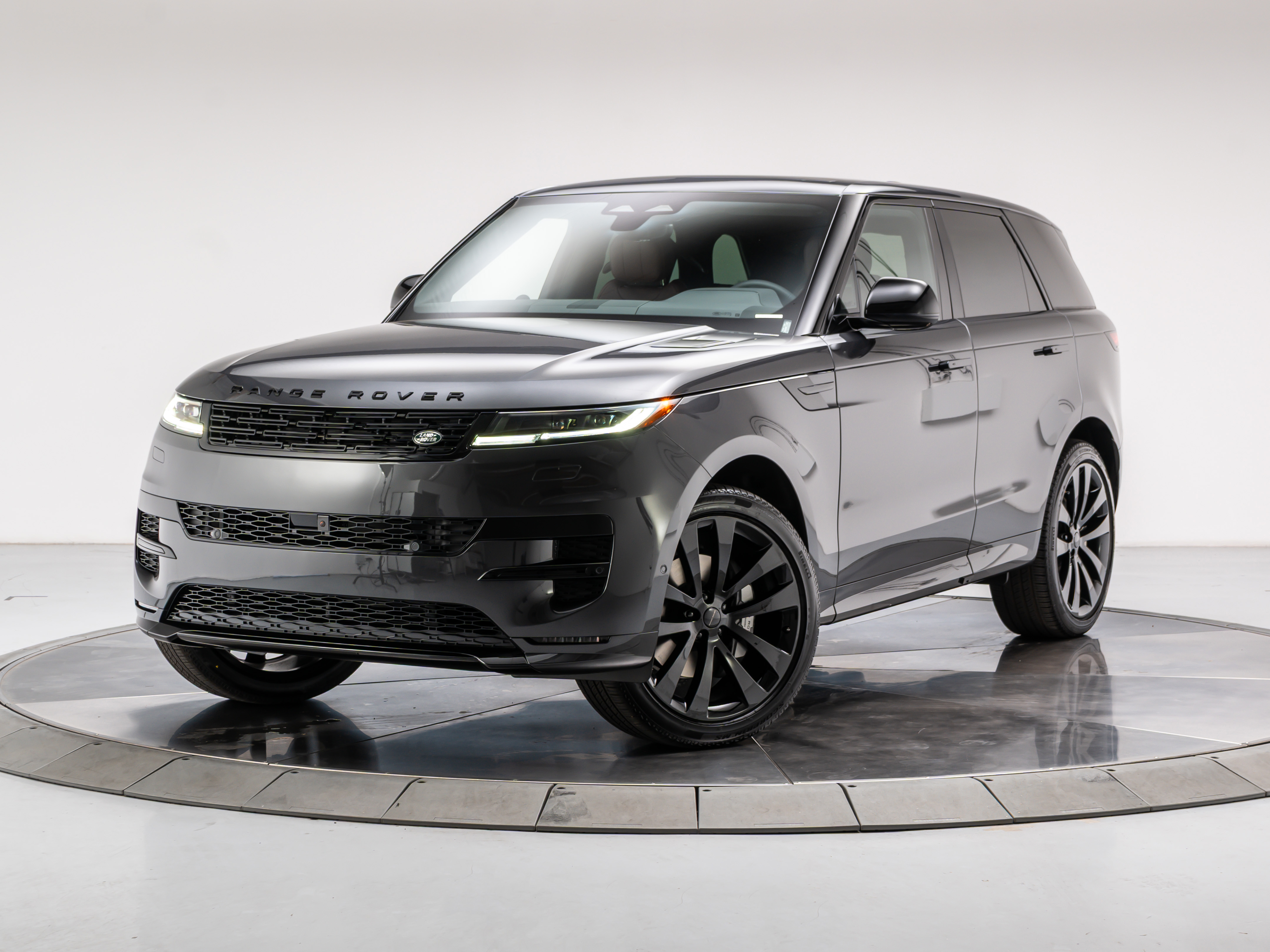 New 2026 Land Rover Range Rover Sport P400 Dynamic SE
