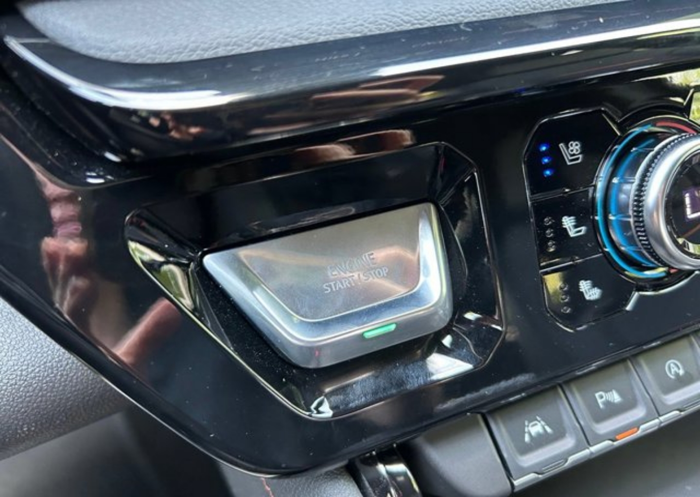 2026 GMC Sierra 1500 AT4 - Photo 52