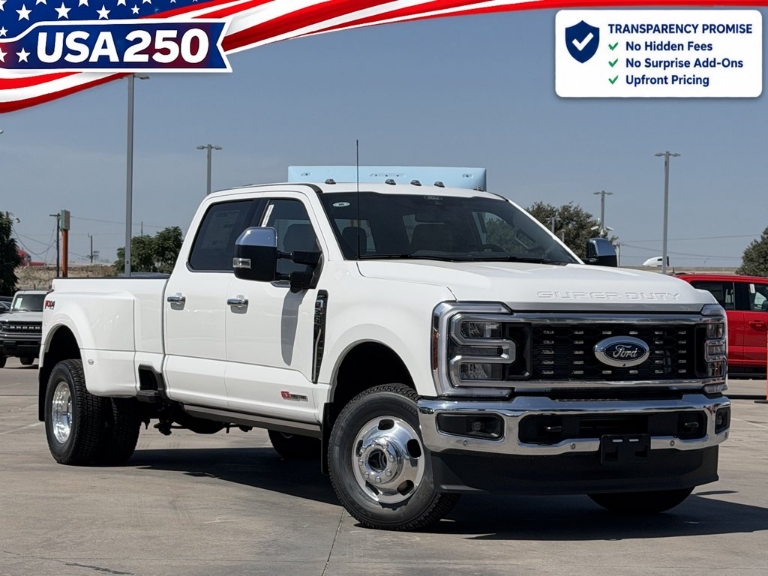 2026 Ford Super Duty F-350 DRW LARIAT