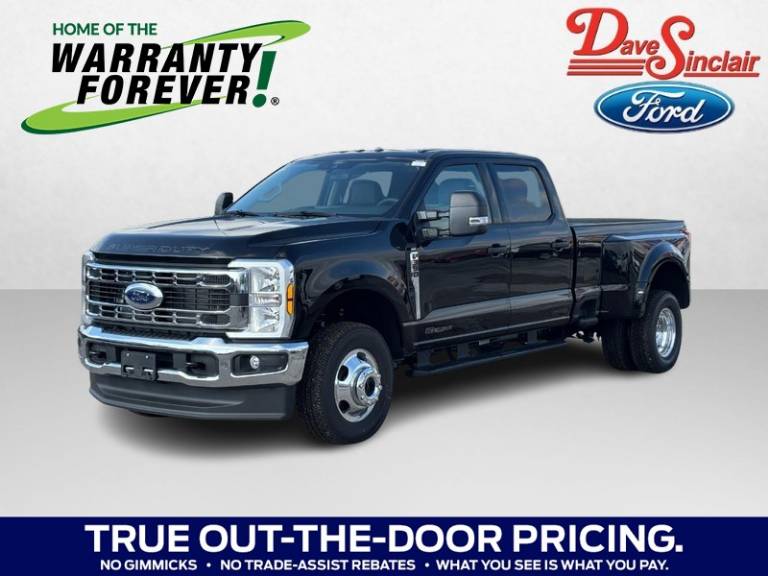 2026 Ford Super Duty F-350 DRW XLT 4WD Crew Cab 8' Box