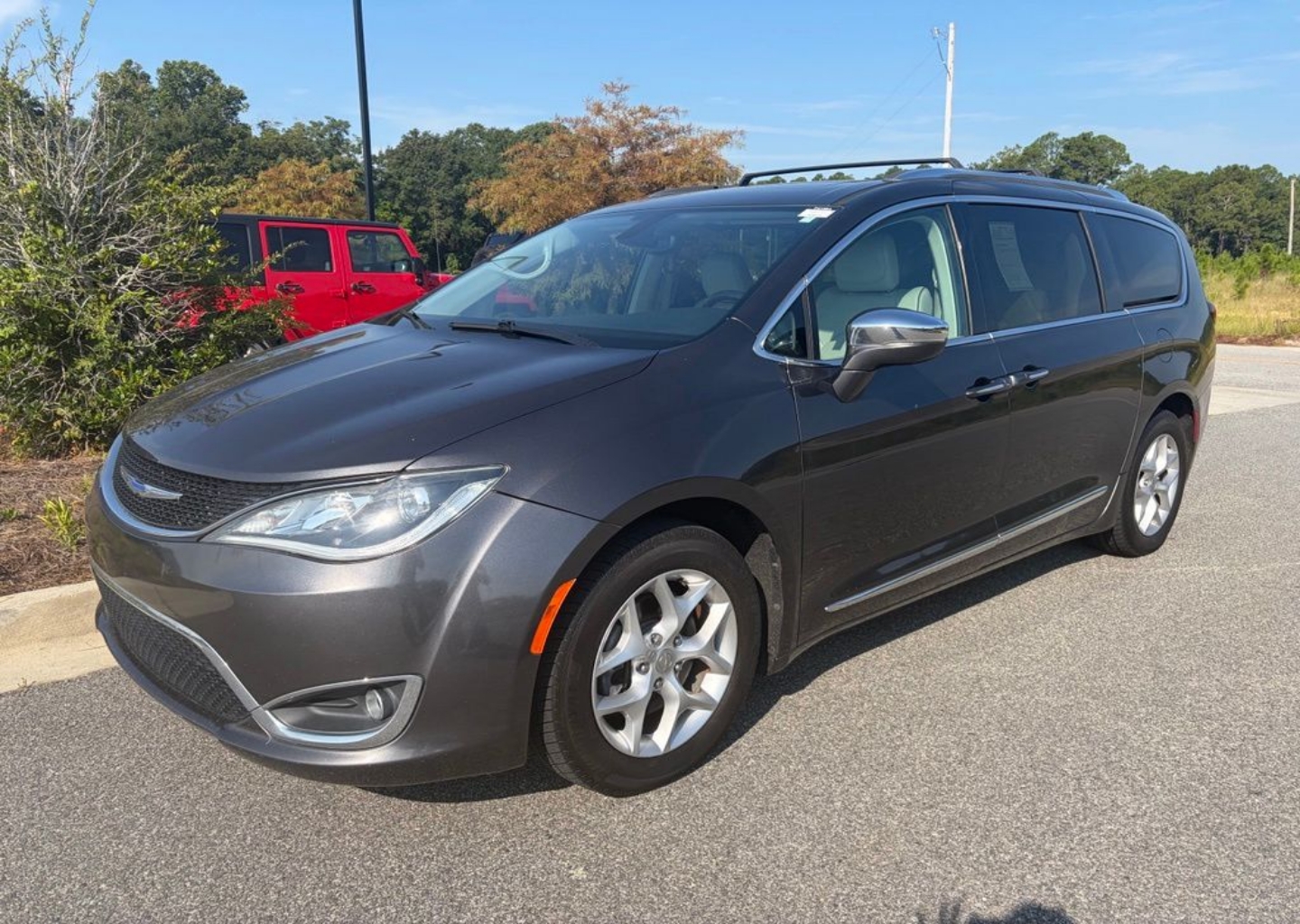 Used 2020 Chrysler Pacifica Limited with VIN 2C4RC1GGXLR114315 for sale in Statesboro, GA
