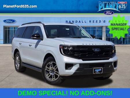 2026 Ford Expedition Active