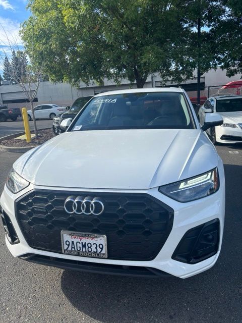 2022 Audi Q5 45 S line Premium