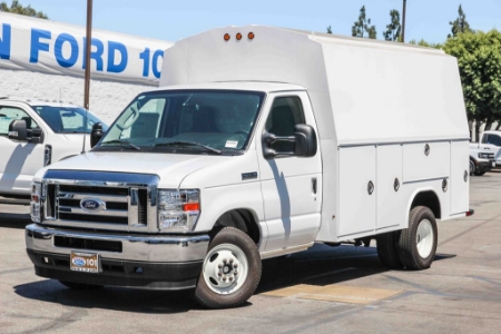 2025 Ford E-350SD Base
