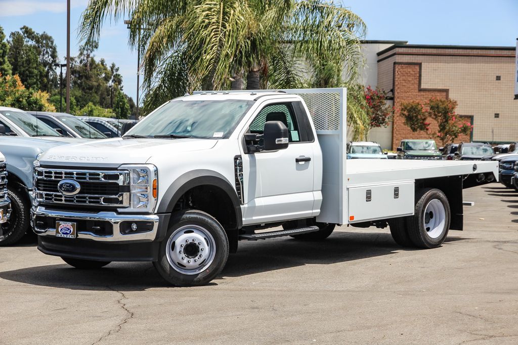 2024 Ford F-550SD XL