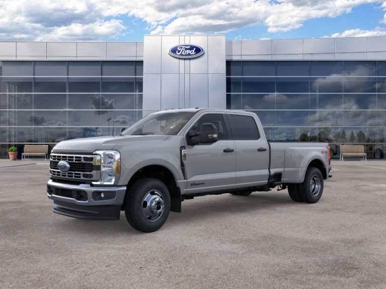 2026 Ford F-350 Super Duty XLT
