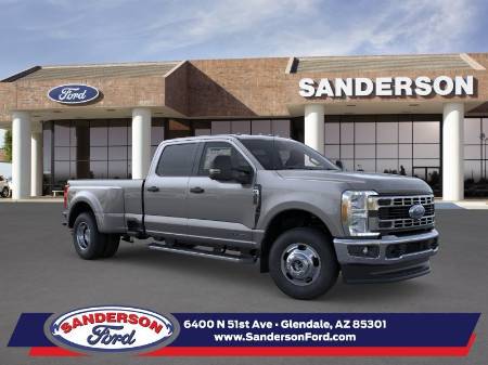 2026 Ford Super Duty F-350 DRW XLT
