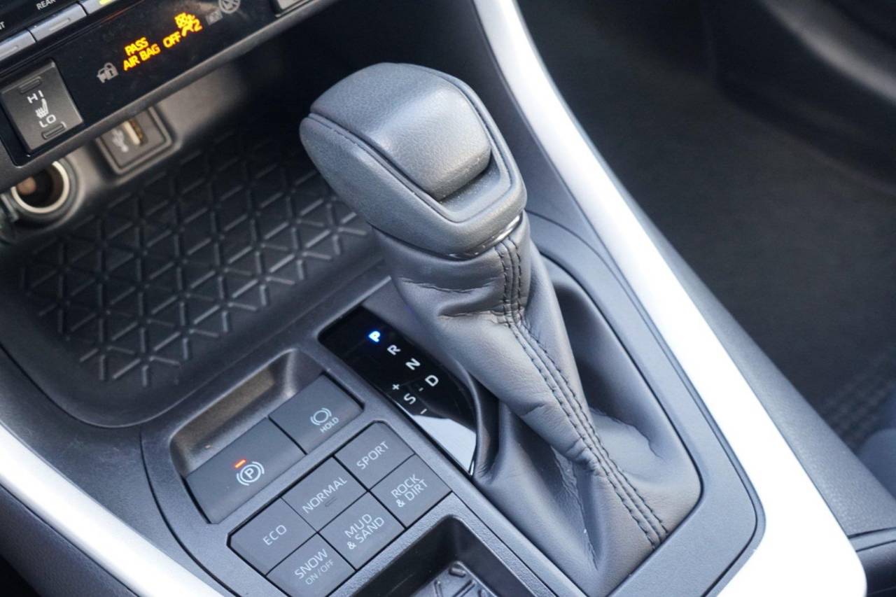 Certified Used 2025 Toyota RAV4 XLE, photo 14