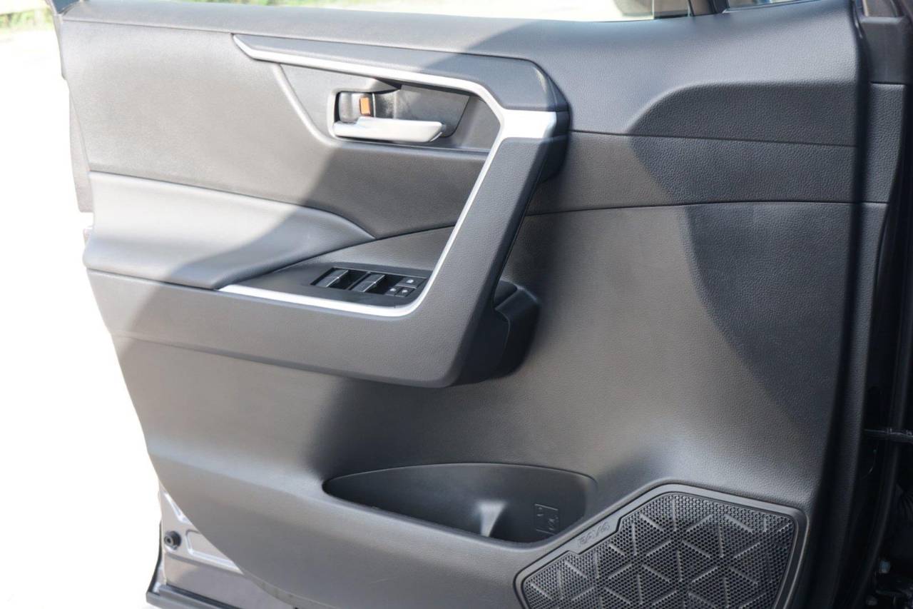 Certified Used 2025 Toyota RAV4 XLE, photo 19