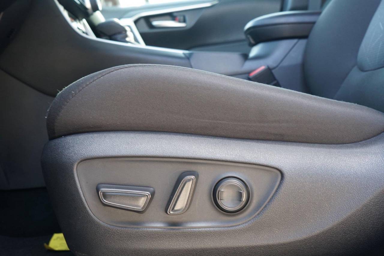 Certified Used 2025 Toyota RAV4 XLE, photo 21