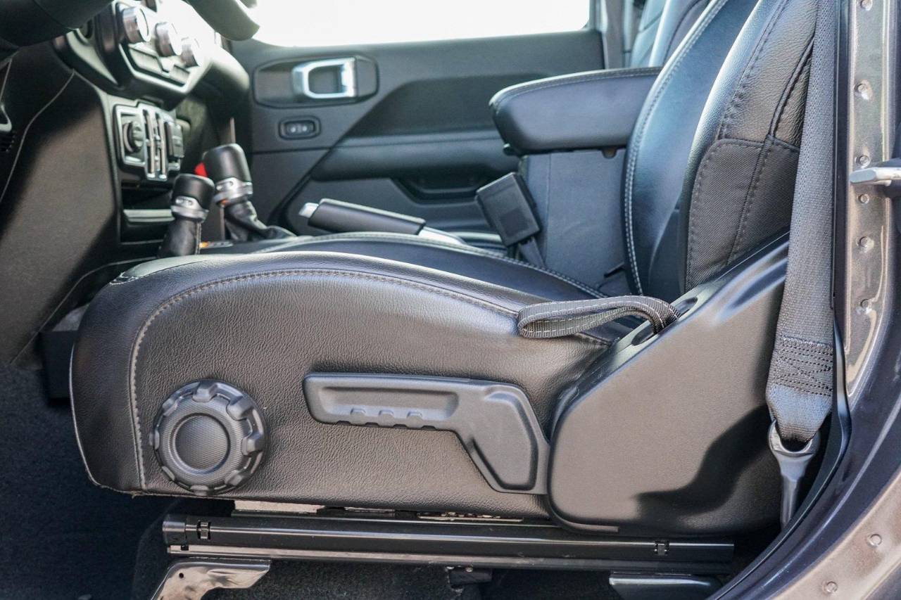 Certified Used 2021 Jeep Wrangler Unlimited Sahara, photo 20