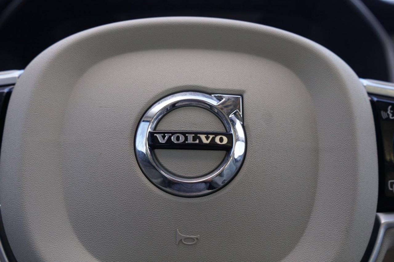 Certified Used 2022 Volvo XC90 Inscription, photo 15