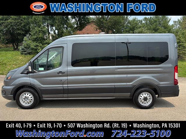 2026 Ford Transit Passenger Wagon XLT