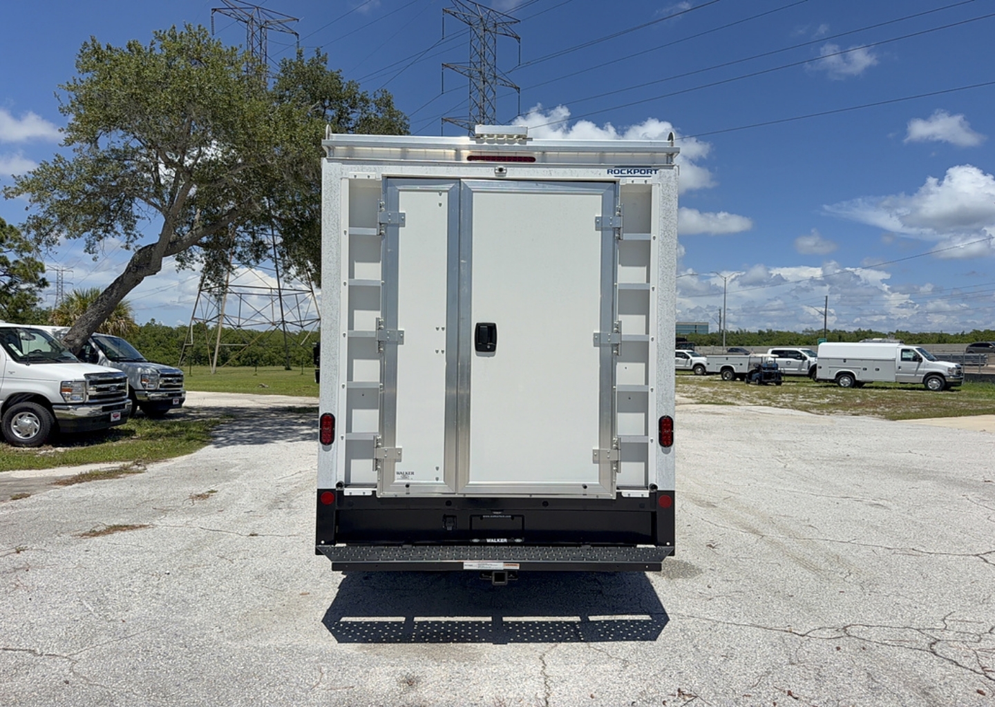 2026 Ford E-Series Cutaway Base - Photo 8