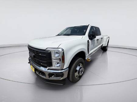 2026 Ford Super Duty F-350 DRW XL