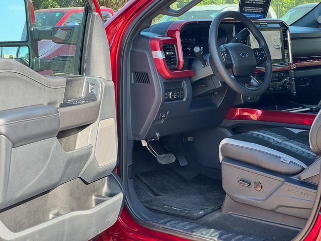 2026 Ford F-250 Super Duty XLT - Photo 9