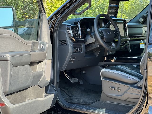 2026 Ford F-250 Super Duty XLT - Photo 9