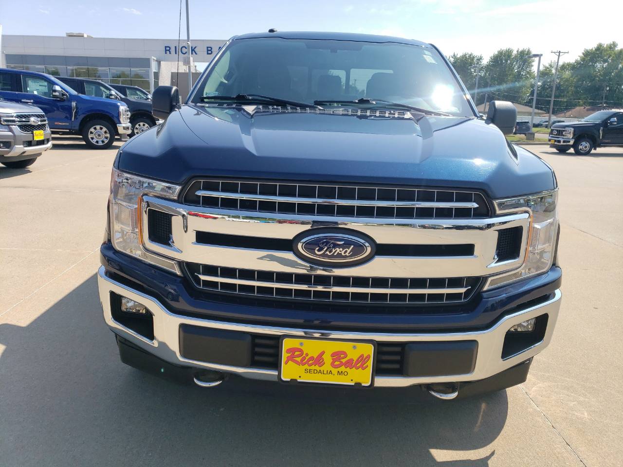 Used 2018 Ford F-150 XLT with VIN 1FTFX1E51JKF21900 for sale in Kansas City