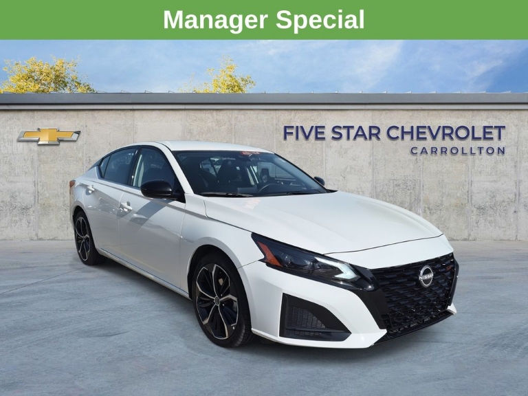 2025 Nissan Altima 2.5 SR