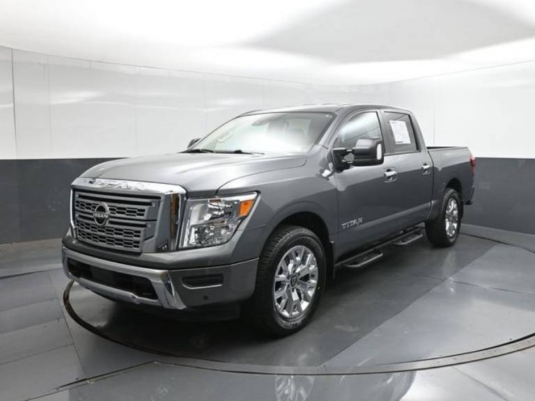 2024 Nissan Titan SV