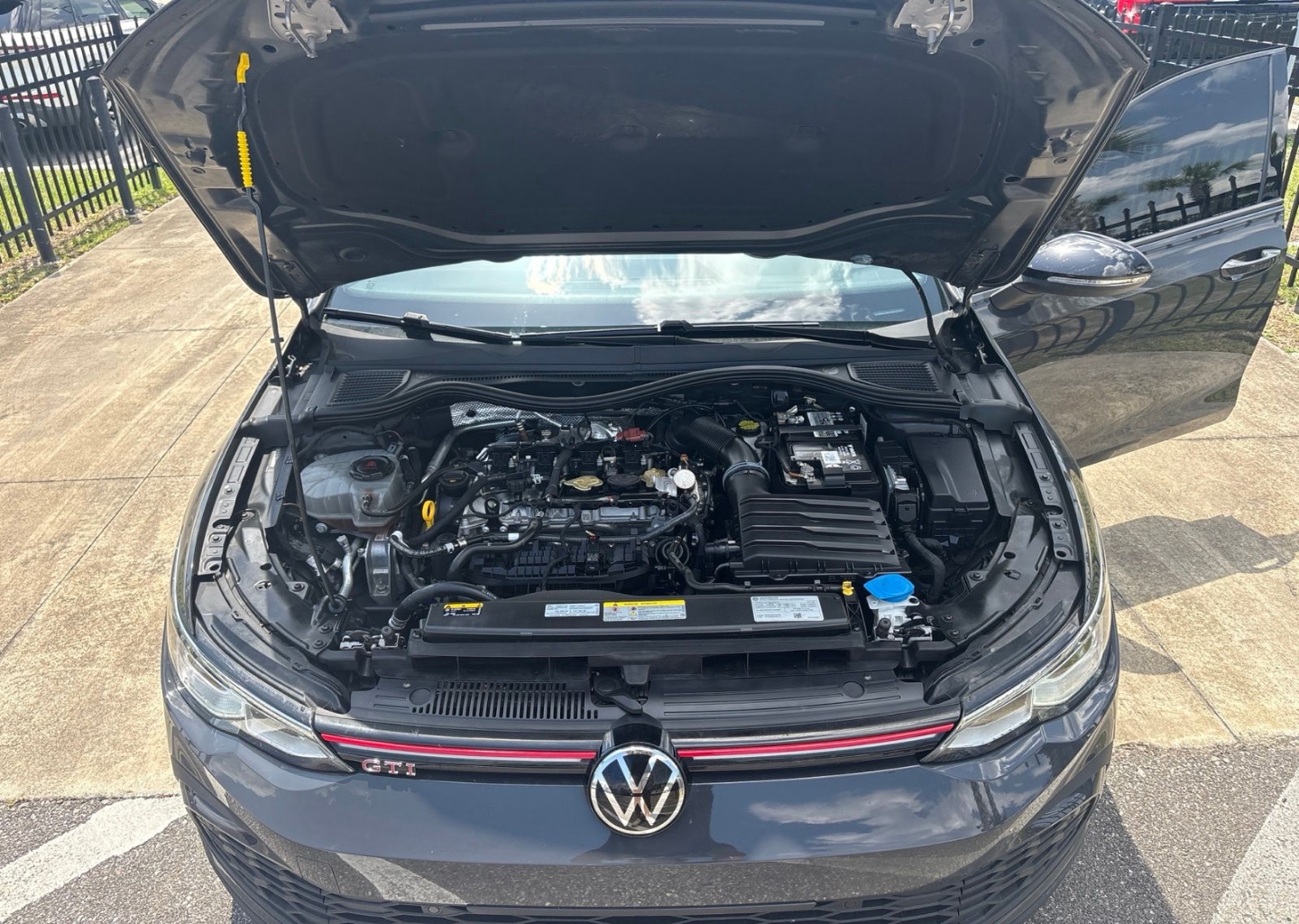 2023 Volkswagen Golf GTI 14