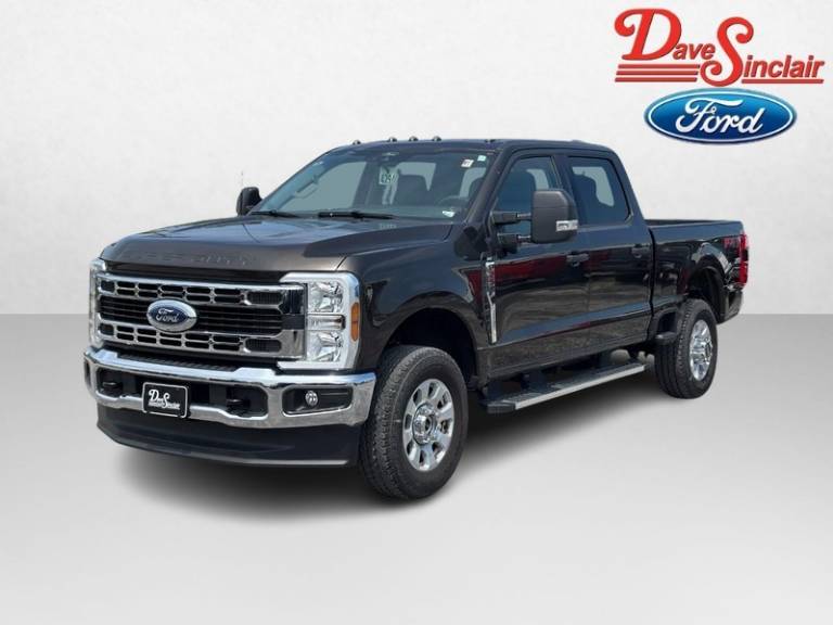 2024 Ford Super Duty F-250 SRW XLT 4WD Crew Cab 6.75' Box