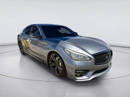 2015 INFINITI Q70