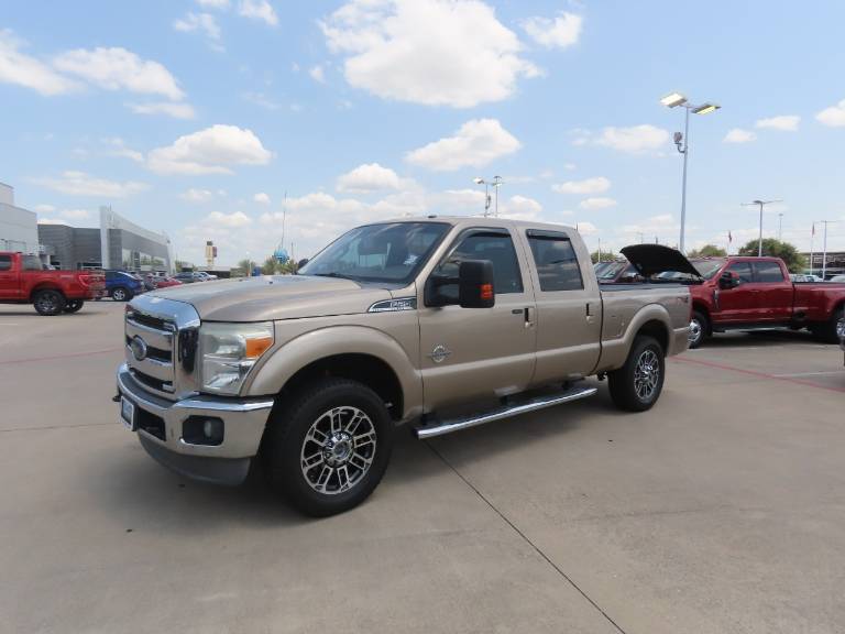 2013 Ford Super Duty F-250 SRW 4WD Crew Cab 156 LARIAT