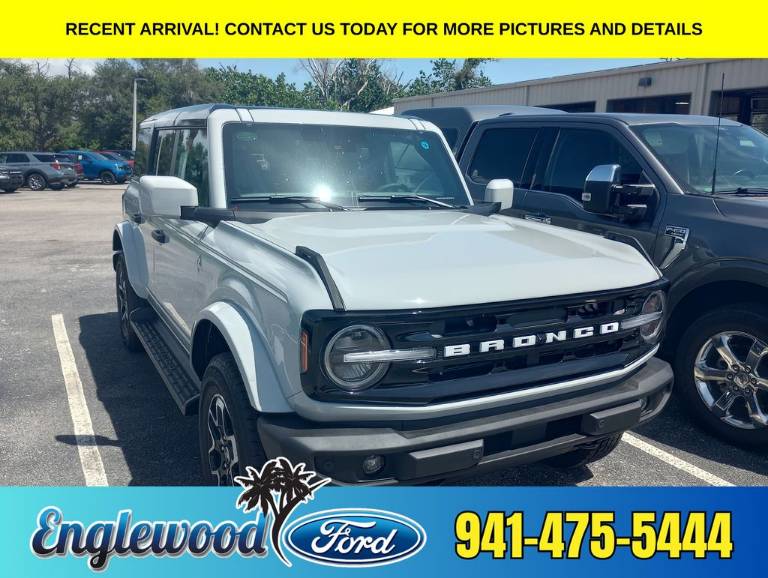2026 Ford Bronco Outer Banks
