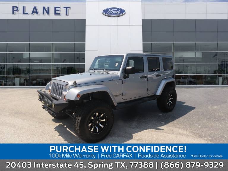 2013 Jeep Wrangler Unlimited 4WD 4DR Sahara