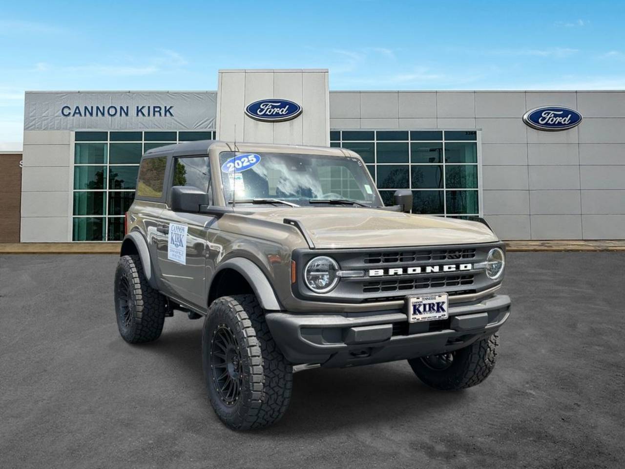 2025 Ford Bronco 2-Door Base