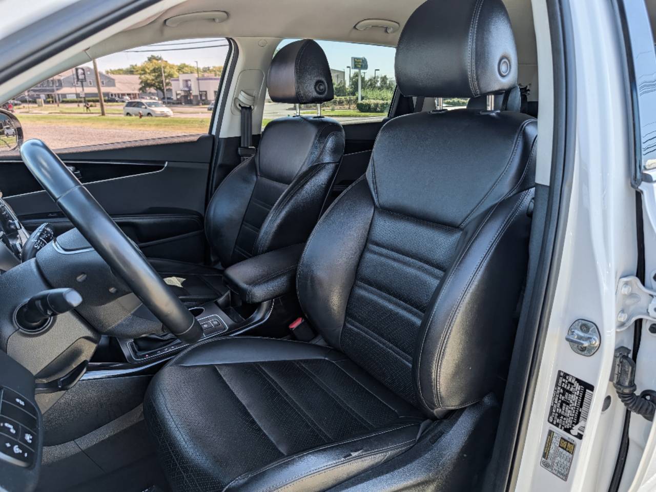 2019 Kia Sorento EX - Photo 14