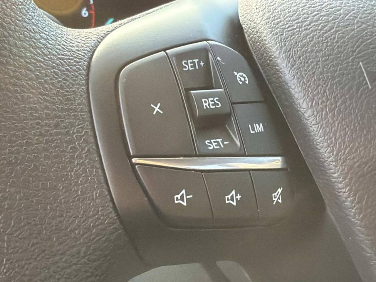 2025 Ford Transit Passenger Van XLT - Photo 14