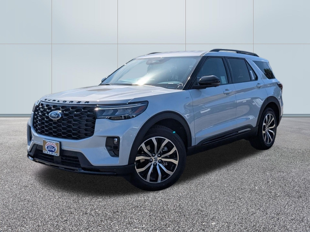 2026 Ford Explorer ST Line
