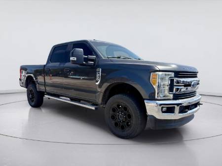 2017 Ford Super Duty F-250 SRW XLT
