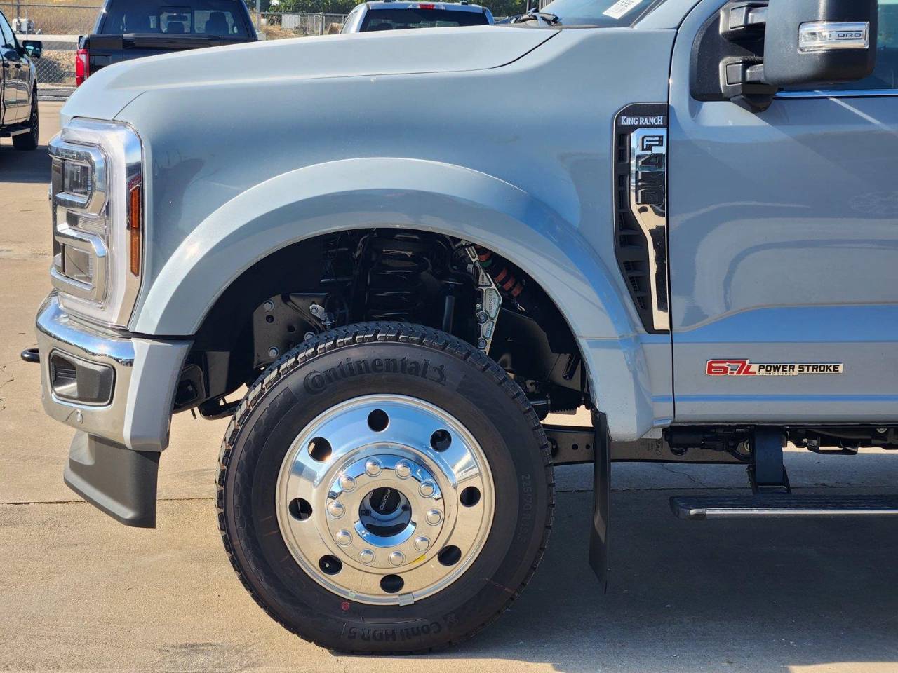 New 2026 Ford Super Duty F-450 King Ranch, photo 6