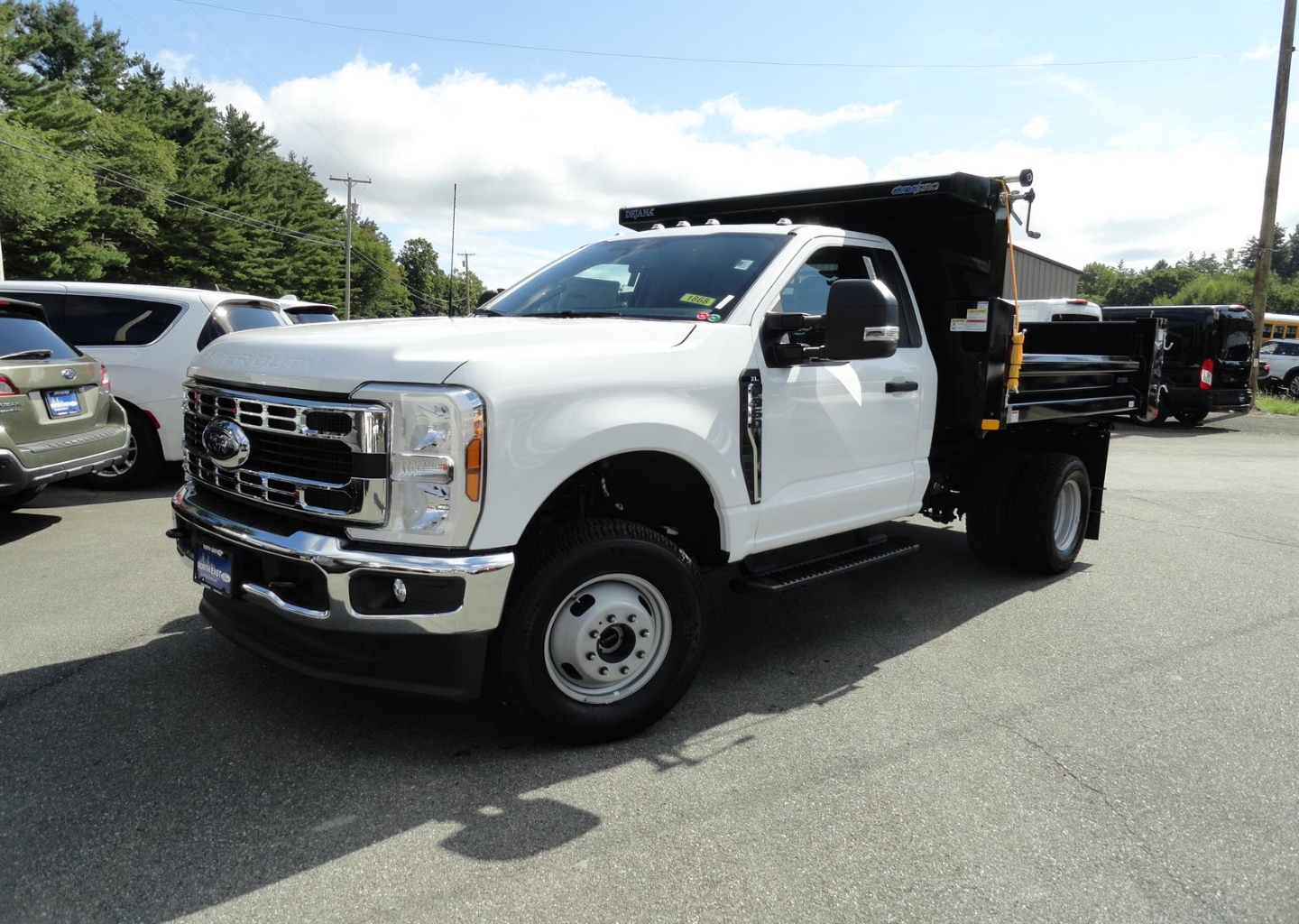 2026 Ford F-350 Super Duty Chassis Cab