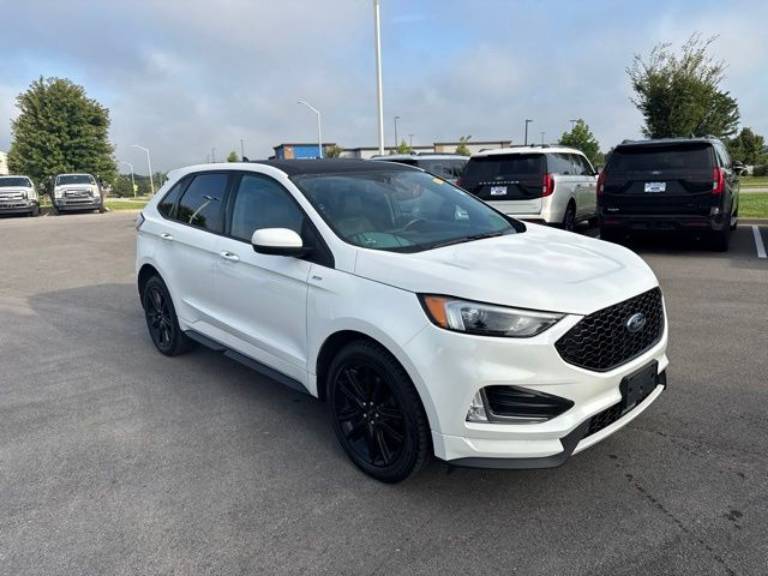 2022 Ford Edge ST-Line
