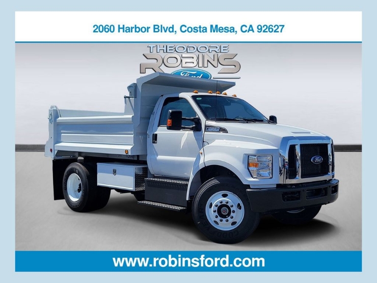 2027 Ford F-650SD Base