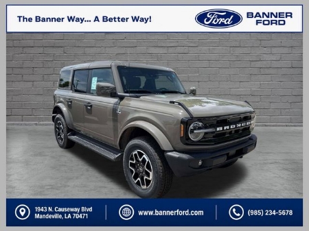 2026 Ford Bronco Outer Banks