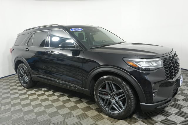 Used 2025 Ford Explorer ST with VIN 1FMWK8GC9SGA47486 for sale in Kansas City