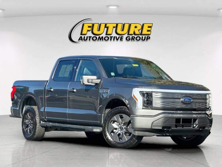 2023 Ford F-150 Lightning LARIAT
