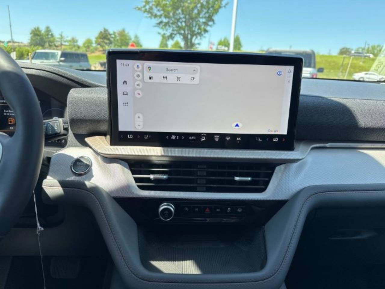 2025 Ford Explorer Active - Photo 13