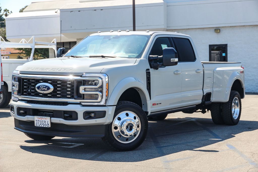 2026 Ford F-450SD Platinum