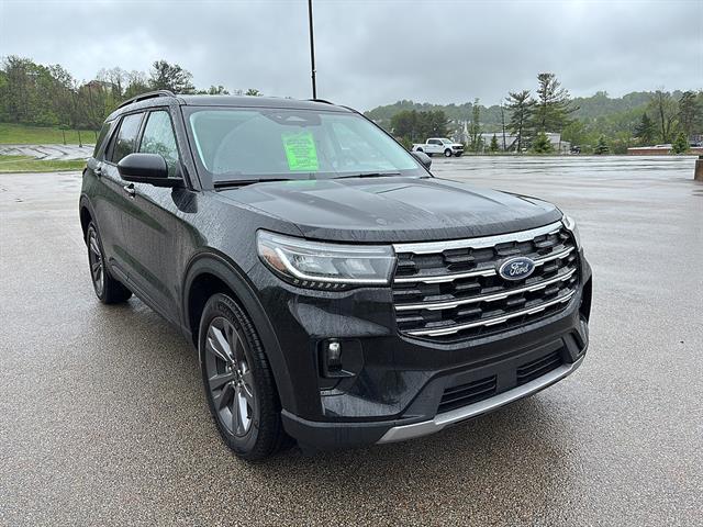 2026 Ford Explorer Active - Photo 6