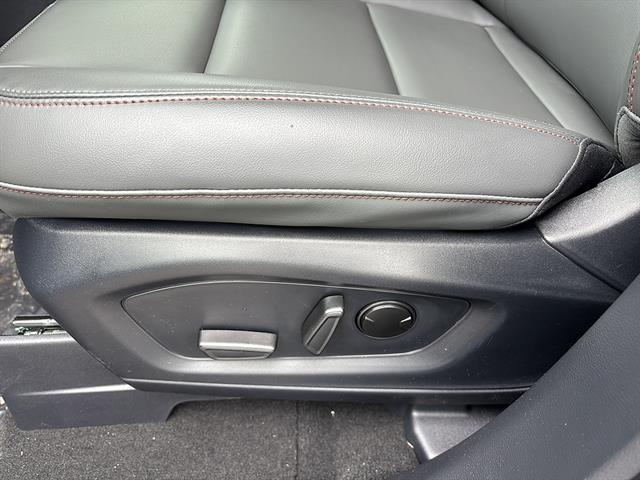 2026 Ford Explorer Active - Photo 11
