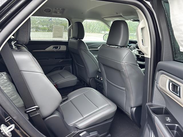 2026 Ford Explorer Active - Photo 18