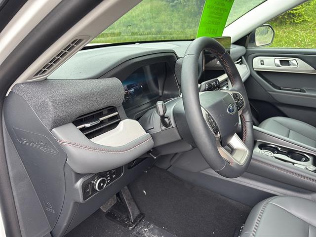 2026 Ford Explorer Active - Photo 12